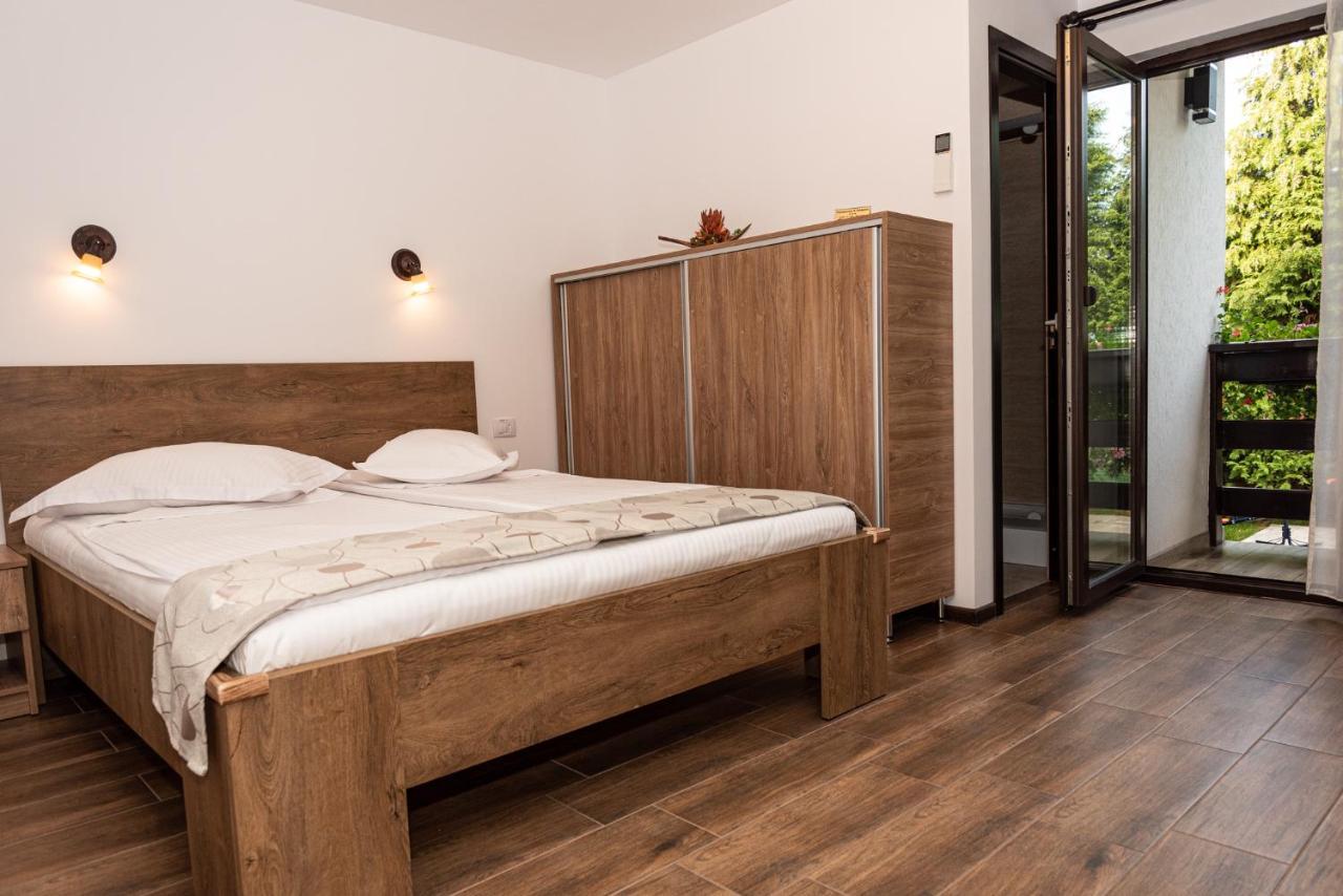 K'Raman Hotel Râmnicu Vâlcea Екстериор снимка