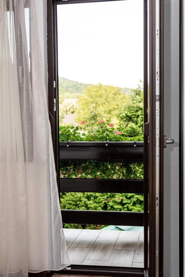 K'Raman Hotel Râmnicu Vâlcea Екстериор снимка