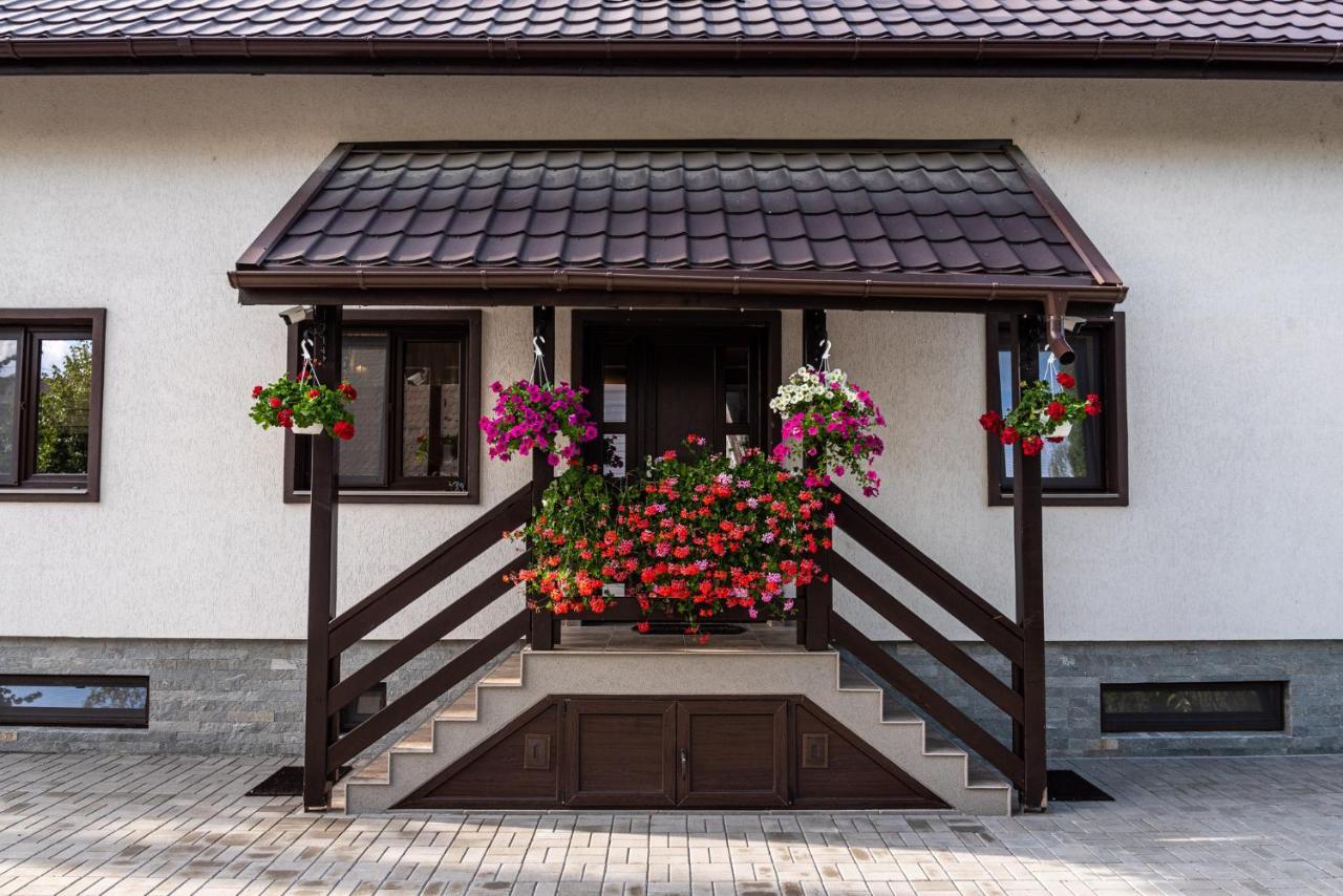 K'Raman Hotel Râmnicu Vâlcea Екстериор снимка